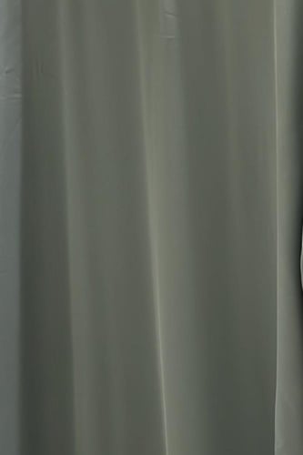 طقم من قطعتين متوفر بعدة ألوان