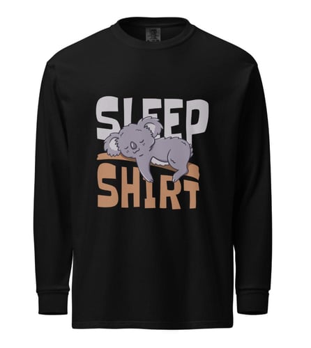 قميص بأكمام طويلة