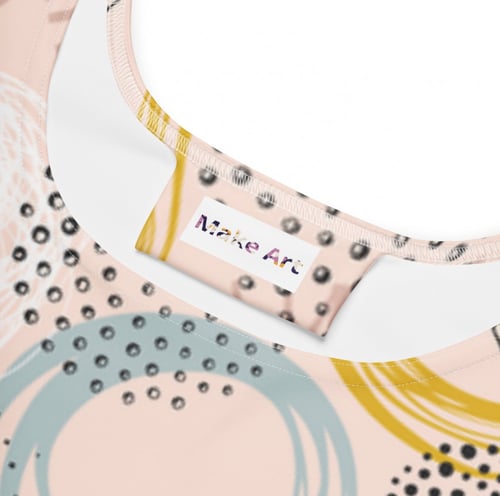 فستان نسائي