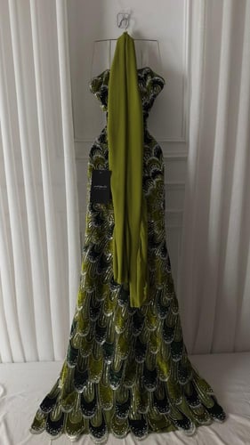فستان سهرة كلفة خرز مخملية