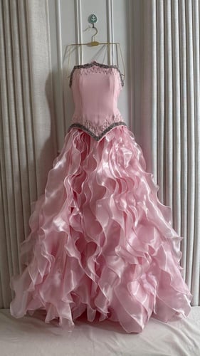 فستان سهره باللون البينك