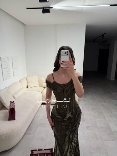 فستان سهره تفته مخمل تطريز خرز وترتر
