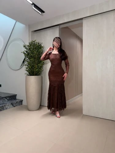 فستان سهره باللون البني دانتيل