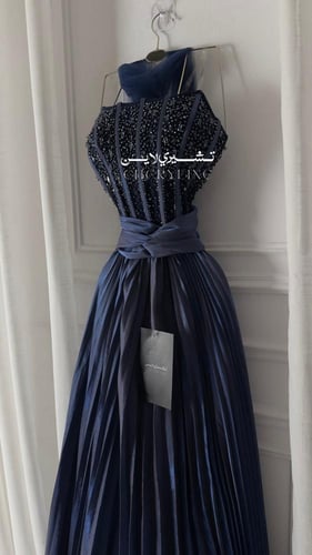 فستان سهره كرنكل بكورسية وتطريز مع شال