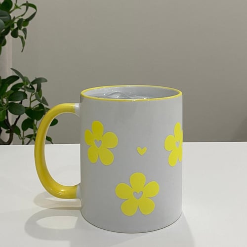 كوب مور اصفر بتصميم ورود