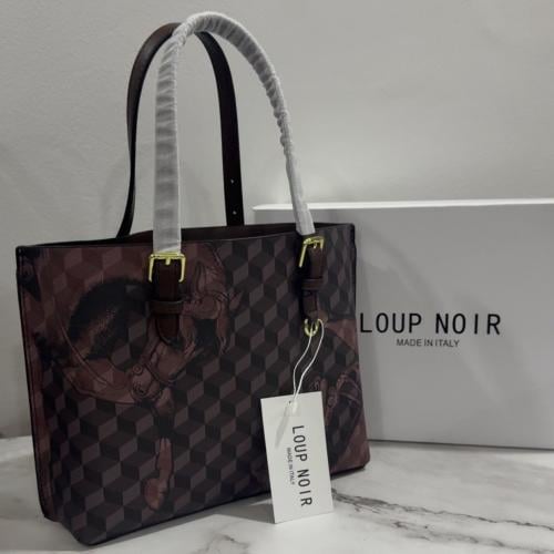 لوب نوار Loup Npir