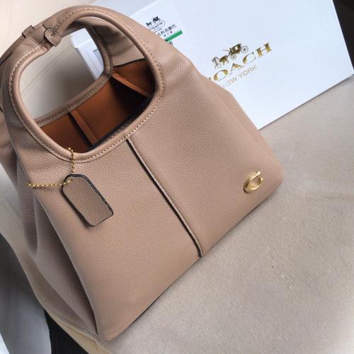 كوتش COACH
