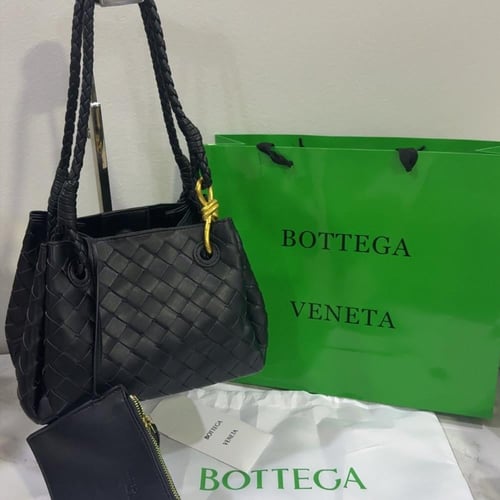 بوتيقا BOTTEGA