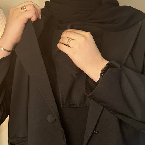 # 382 عباية سوداء رسمية