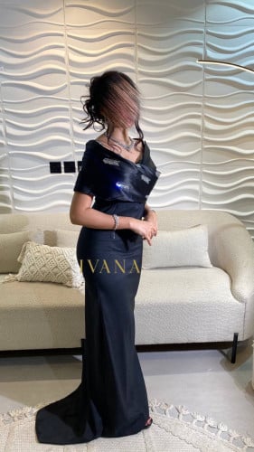 فستان اسود كرستال