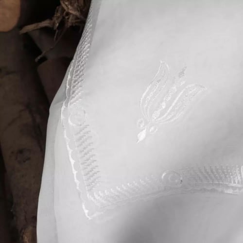 غترة الرويس المطرزة