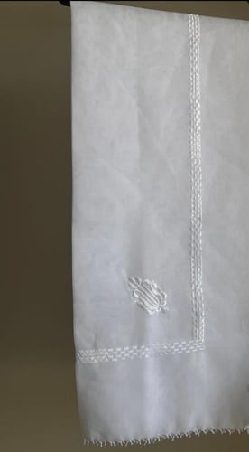 غترة الرويس المطرزة بالحب