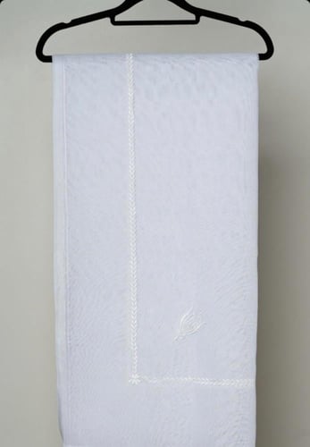 غترة الرويس المطرزة بالحب