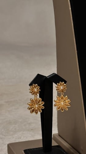 سبحة الزهرة تصميم الذهب مع حلق