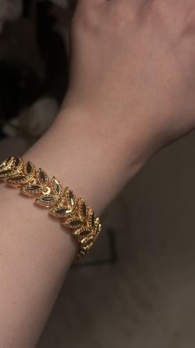 أسورة غصن الزيتون كبيرة