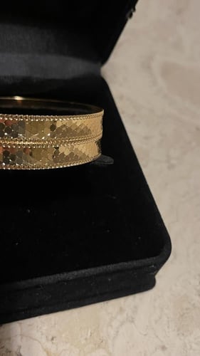 بناجر تصميم ذهب ثلاث حبات