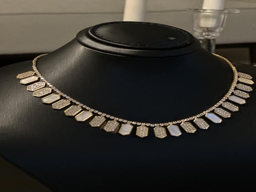 طقم بولغاري ناعم ( عقد وحلق)