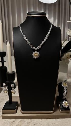 طقم ايلا اصفر