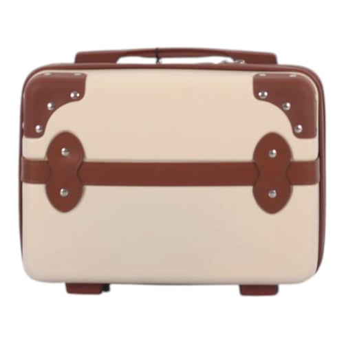 طقم حقائب سفر كلاسيكي فاخر - 4 قطع - مصمم ليجمع بي...