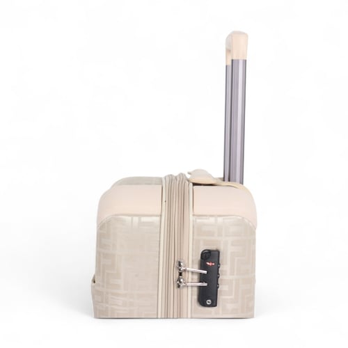 شنطة سفر فاخرة من البولي بروبلين – مغطاة بجلد أنيق...