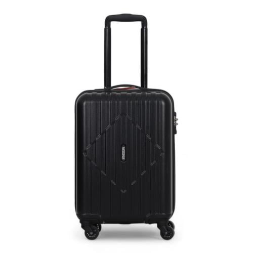 حقيبه سفر من امريكان توريستر- اللون اسود- سكاي ترا...