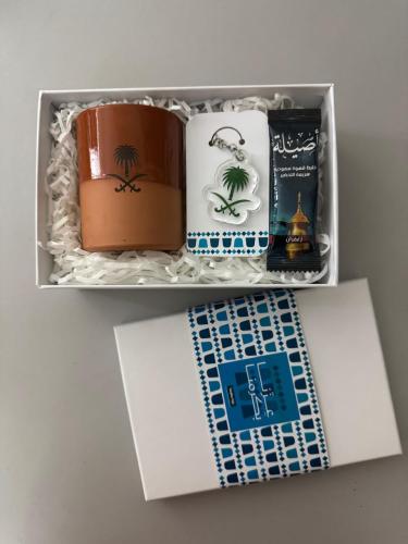 بوكس عزنا بكرمنا