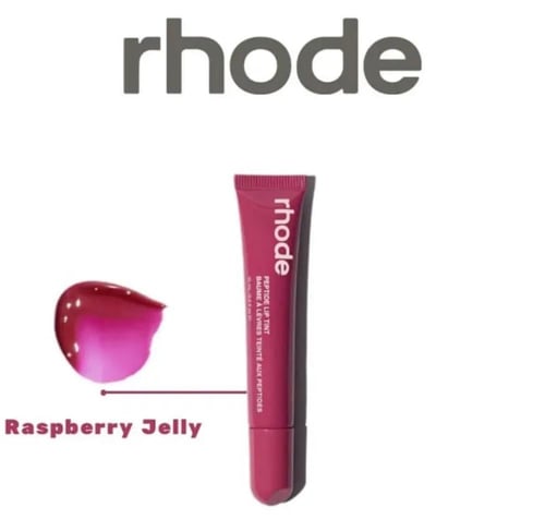 رود هايلي بيبر ملون و مرطب الشفاه