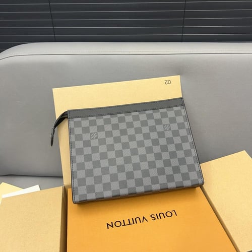 باوتش لويس فيتون