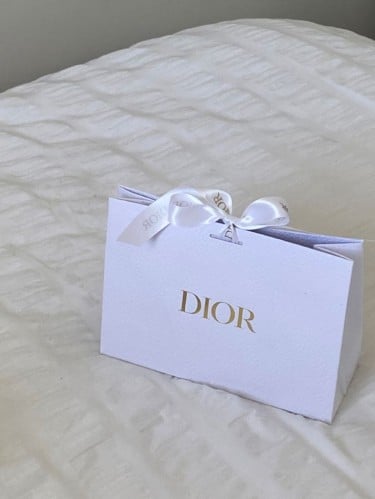 توزيعات قلوس ديور