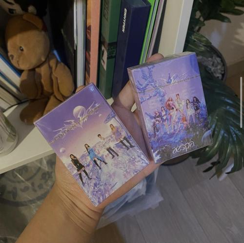 لوموكارد ايسبا " 55 فوتوكارد بالداخل "