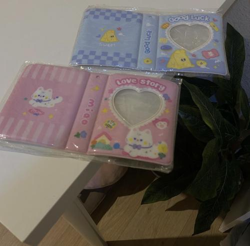 ملف فوتوكارد يحتوي على ٣٥ جيب