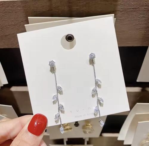 حلق الكرستال الكوري