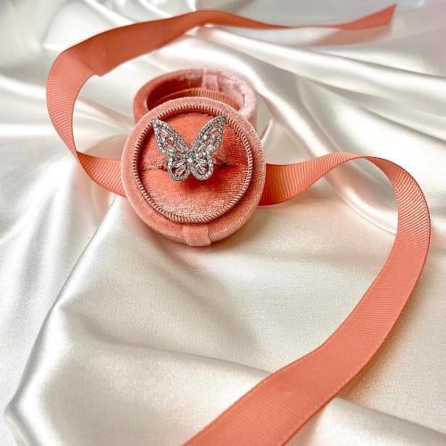 خاتم الفراشة