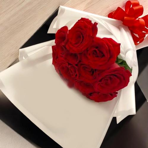 باقة ورد احمر - توصيل المدينة