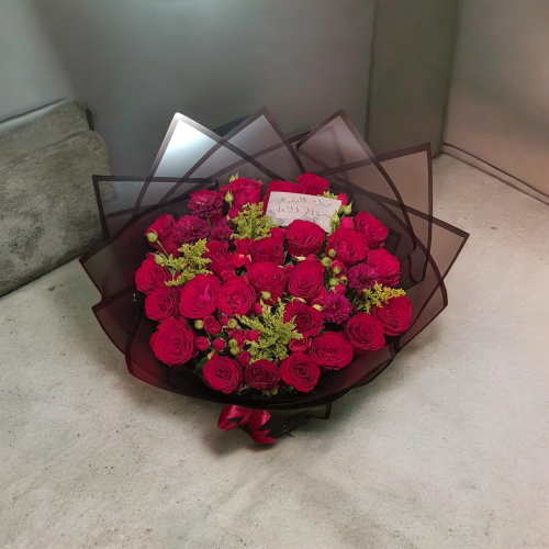Valentine's Day bouquet red roses - flower deliver...