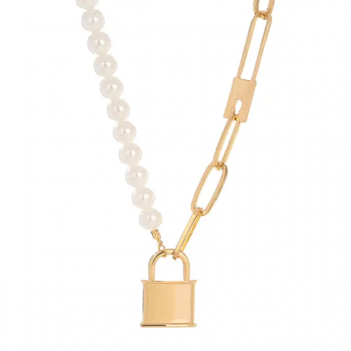 قلادة Evil woman لؤلؤ18K