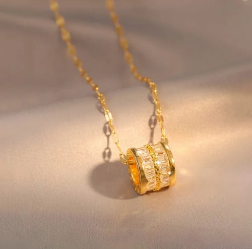 سلسال كلاسيكي فاخر تصميم بلوغري 18K