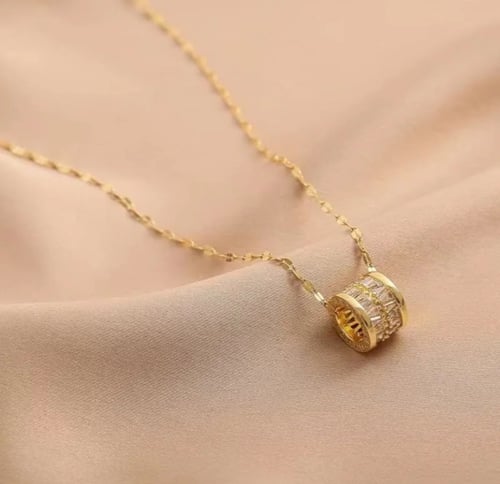 سلسال كلاسيكي فاخر تصميم بلوغري 18K