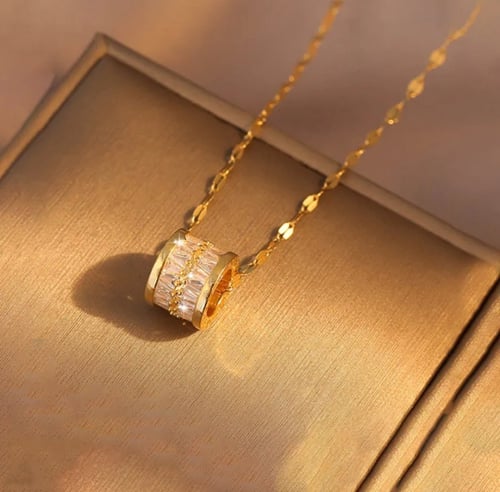 سلسال كلاسيكي فاخر تصميم بلوغري 18K