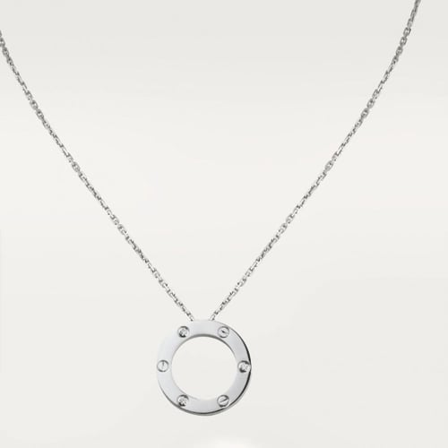 قلادة كارتير من مجموعة LOVE مرصعة ب3 ماسات