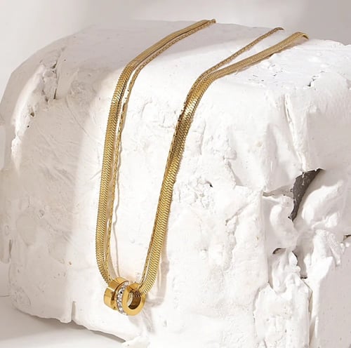 قلاده مزدوج بفصوص الزيركون 18K