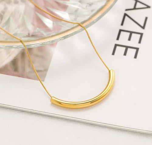 سلسال جذاب شكل الأبتسامة 18K