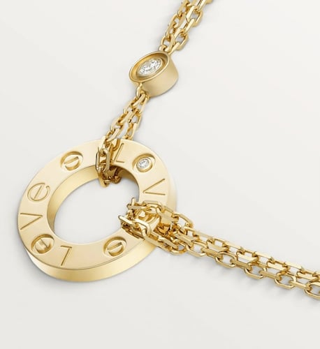 قلادة كارتير من مجموعة LOVE مرصّعة بماستين
