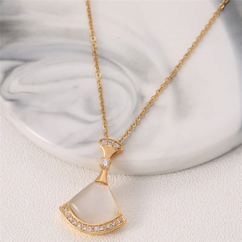 عقد ديفاز دريم بلوغاري 18K