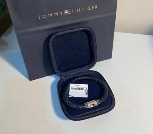 اسواره تومي هيلفيقر كحلي