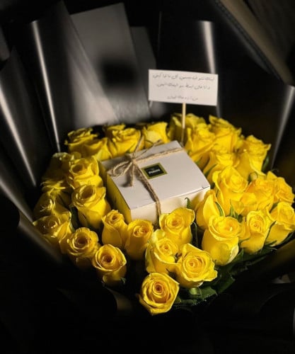 باقه ورد مع ربع كيلو باتشي