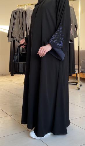 عبايه تطريز كحلي