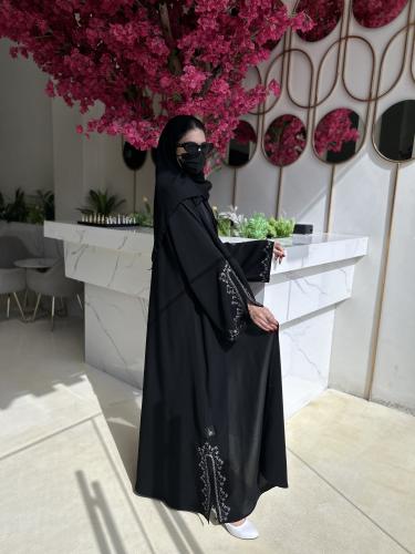 عبايه تطريز