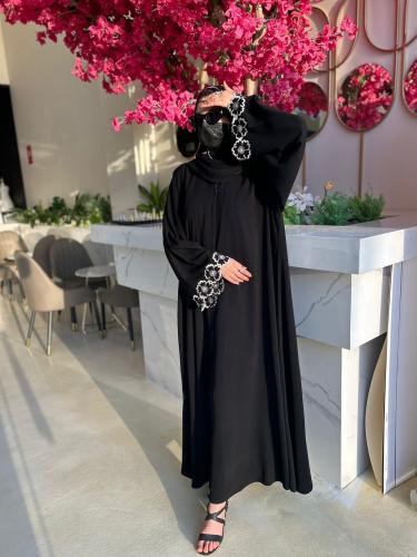 عبايه تطريز اوفوايت