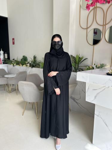 عبايه نص كلوش قماش انترنت فتحه بالكم وتحت السعر شا...